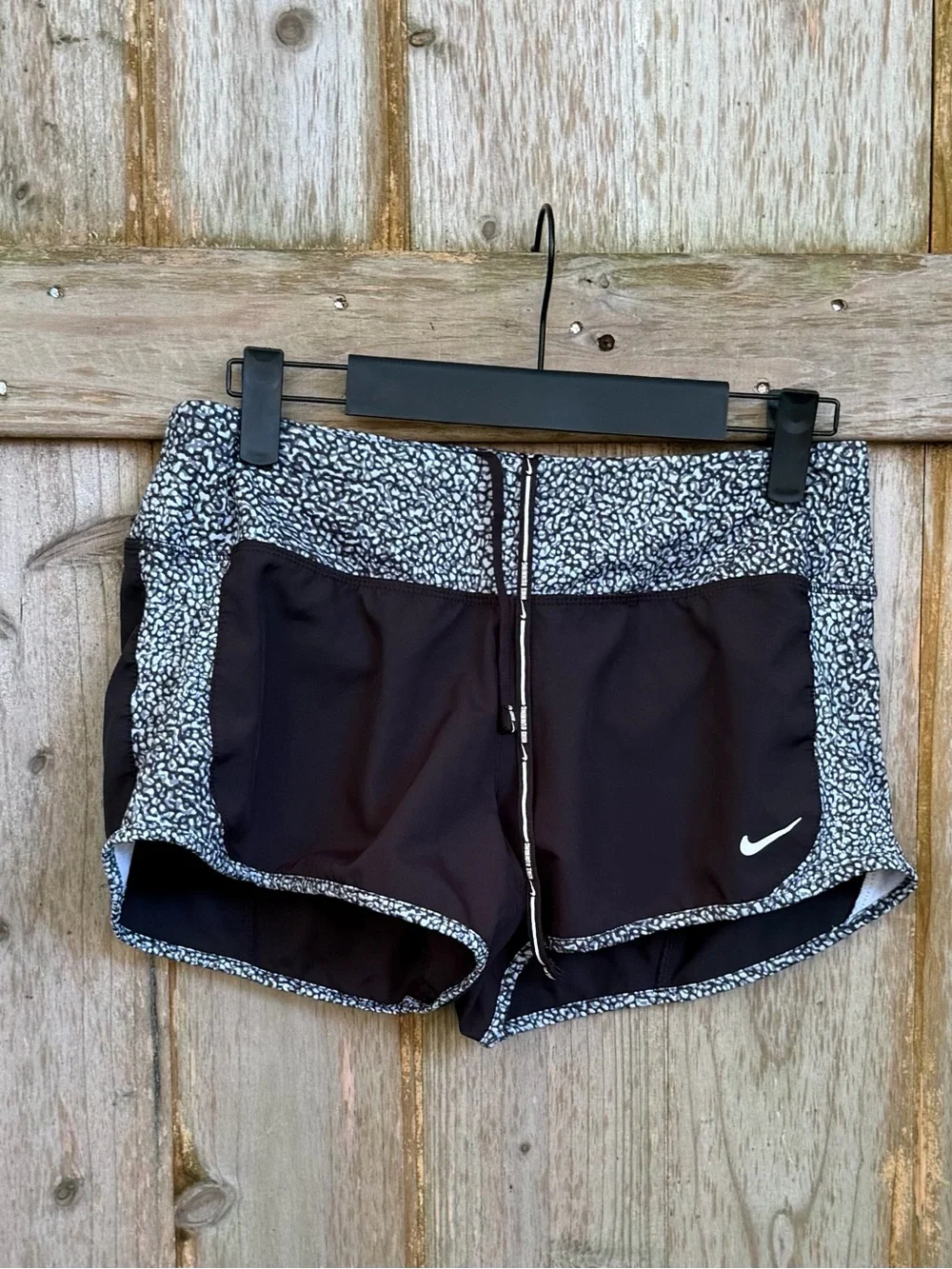 Nike Dri-Fit Black White Cheetah Print Trim Women’s Athletic Lined Shorts Size S